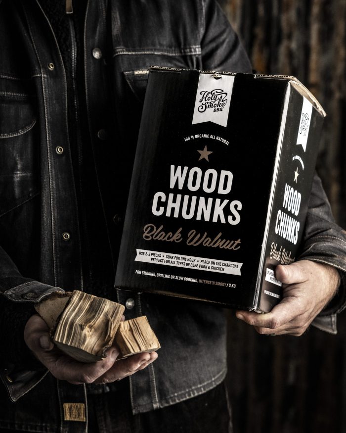 Holy Smoke BBQ Wood Chunks Black Walnut - Afbeelding 2